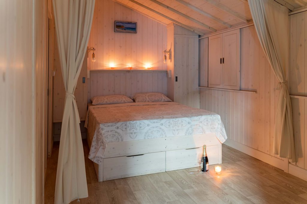 LODGE  SOLARO